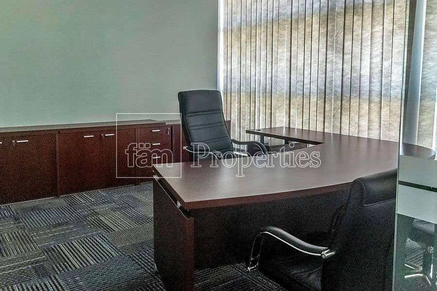 5 Fully Furnished | 3 partitions | 3 parkings