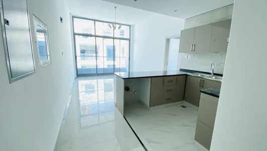 شقة 1 غرفة نوم للايجار في السطوة، دبي - شقة في بناية الخير 5 جميرا جاردن سيتي السطوة 1 غرف 45000 درهم - 5632822