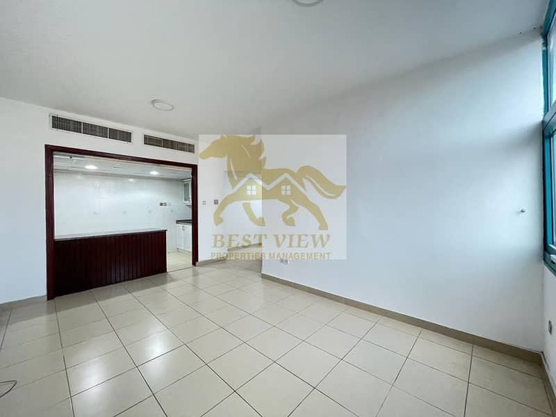 Квартира в улица Аль Наджда, 2 cпальни, 45000 AED - 5633539