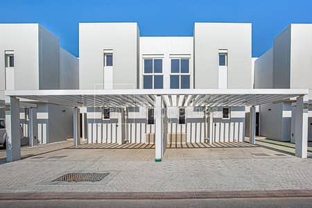 تاون هاوس 3 غرف نوم للايجار في مدن، دبي - Ready To Move Brand New 3 Bedrooms Single Row 110K