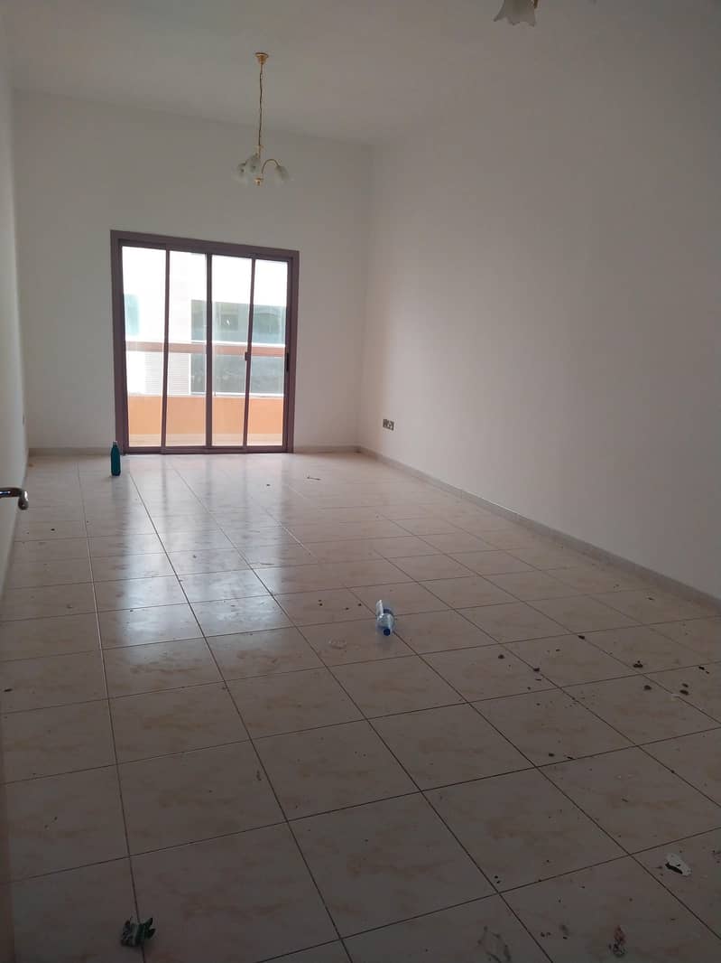1 bhk available in al murqqbath good for family sharing allowed Rent 35k to45k