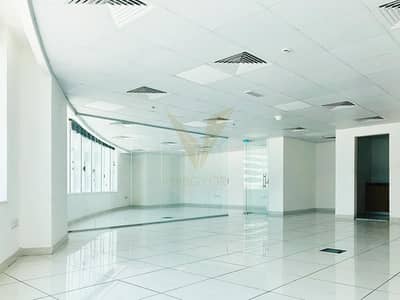 Office for Sale in Business Bay, Dubai - Vacant and Fitted Office with 2 Parkings | Business Bay