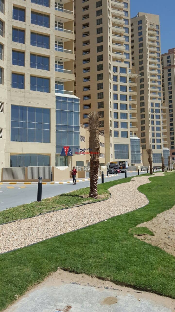 位于迪拜生产城(IMPZ)，湖畔公寓，湖畔大厦C座 的公寓 215000 AED - 5634781