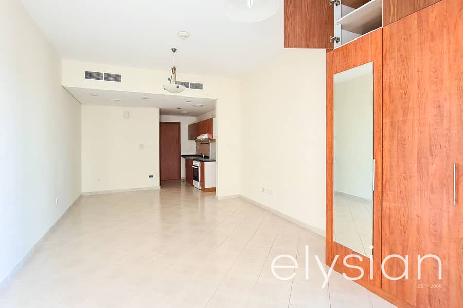 2 With Parking | Large Studio | Pool View