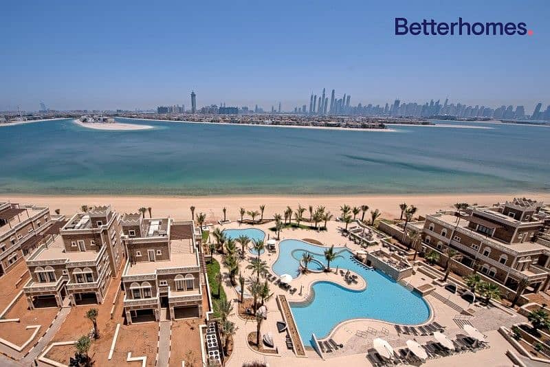 Deluxe Sea and Palm Jumeirah View