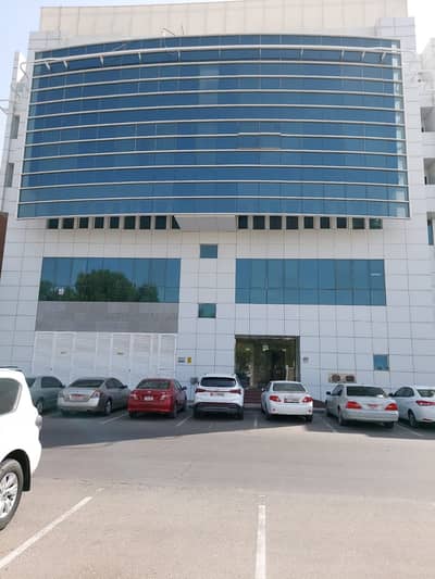 2 Bedroom Flat for Rent in Al Jahili, Al Ain - Magnificent 2 BR Apartment in the City Proper