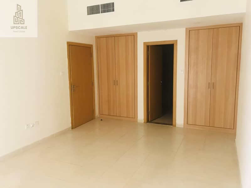 شقة في أبراج سكاي كورتس،مجمع دبي ريزيدنس 1 غرفة 29999 درهم - 5635781