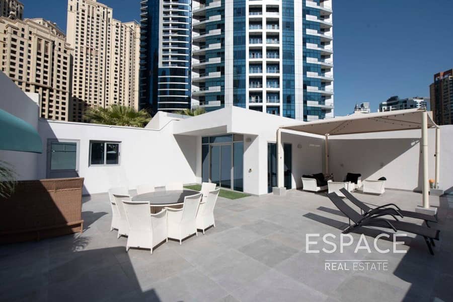 VILLA with Terrace|Upgraded|Marina view