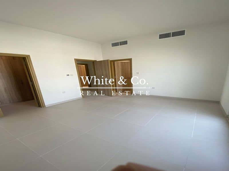 4 BRAND NEW!! IDEAL 2 BED TOWNHOUSE | CLOSE TO POOL!!