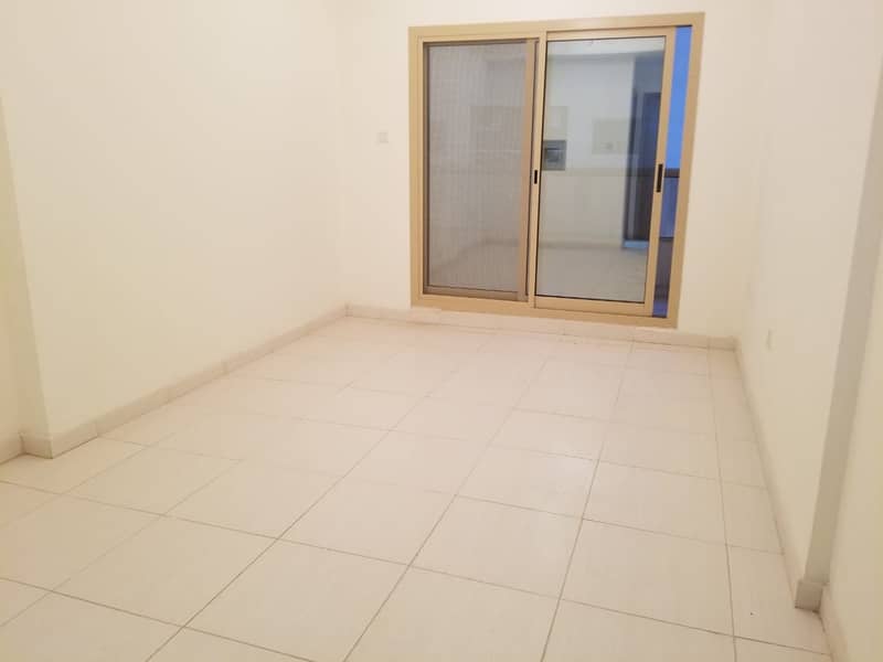 ONE BEDROOMHALL IS AVAILABLE FOR SALE IN EMIRATES CITY AJMAN IN 167000/AED WITH PARKING AND PAID FEWA.