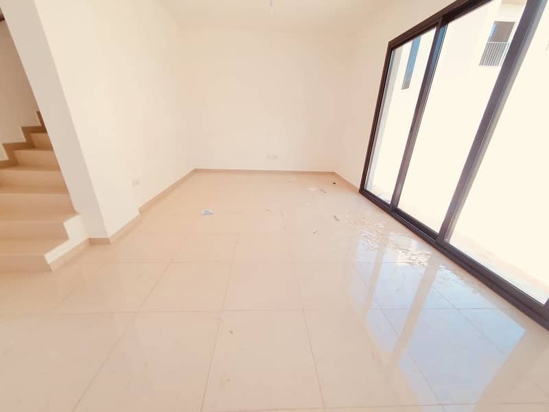 Brand new corner 3BR town house in Nasma residence rent 85k in 1 cheque