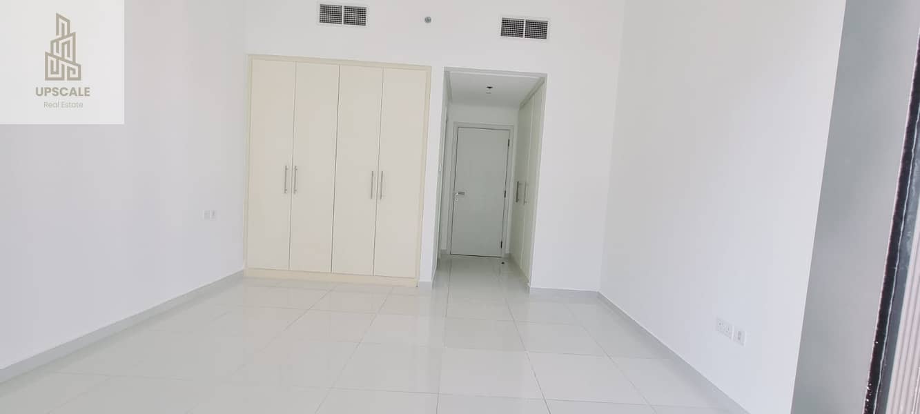 Spacious 2 bedrooms apartment  for rent  in damac hillsmac  his