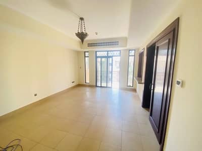 1 Bedroom Flat for Rent in Old Town, Dubai - 1bhk for rent in old town dubai only 82k by 4 payment call abdul basit. . . !
