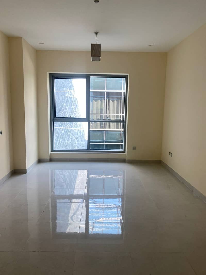 1BHK WITH 2 WASHROOM  CHILLER FREE FAMILY BUILDING HUGE GARDEN CHILDREN PLAY AREA  ONLY 45K