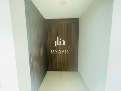 شقة 2 غرفة نوم للايجار في مجمع دبي ريزيدنس، دبي - شقة في وندسور السكني مجمع دبي ريزيدنس 2 غرف 45000 درهم - 5638516