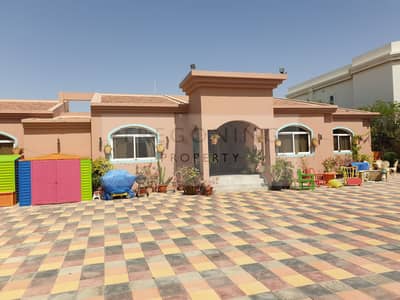 4 Bedroom Villa for Sale in Al Barsha, Dubai - Amazing single storey villa - 99 year leasehold for sale