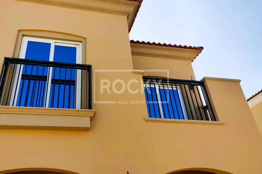 9 Single Row Villa | Close to Park | Brand New