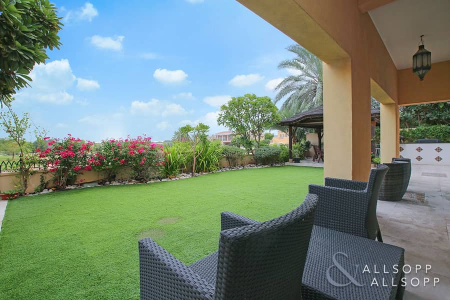 17 Golf Course View | Upgraded | VOT | 6 Beds