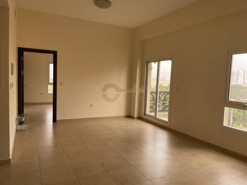 Spacious 1 bedroom| Closed kitchen| Inner circle