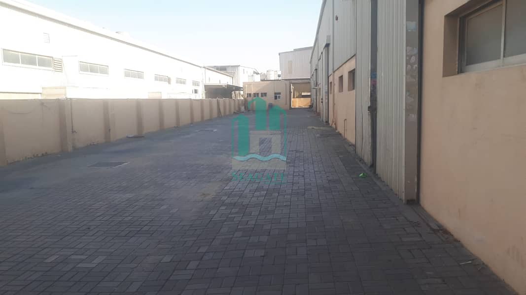 32000 square feet excellent warehouse in Al Quoz 2