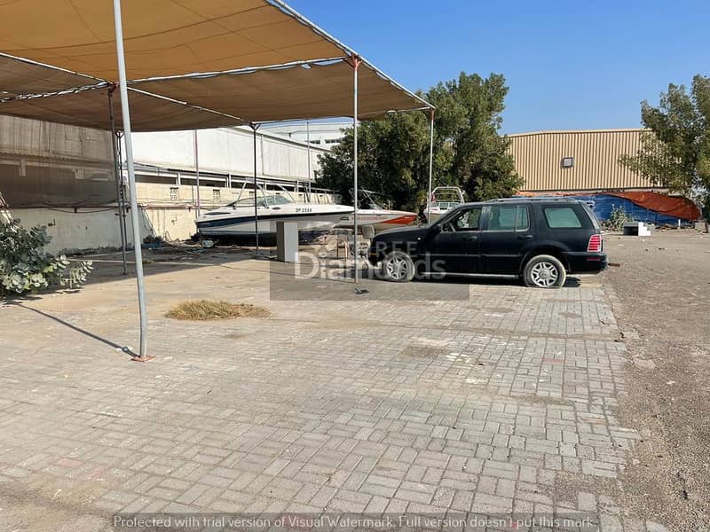 INDIPENDENT 25000 SQFT OPEN LAND 11000 SQFT WAREHOUSE IN ALQUOZ INDUSTRIAL AREA 1  AED: 550K