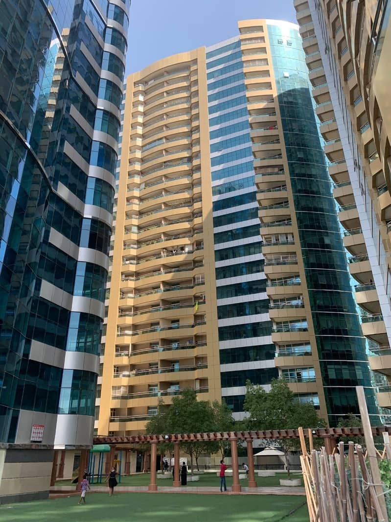 1 BEDROOM HALL FOR SALE IN HORIZON TOWERS