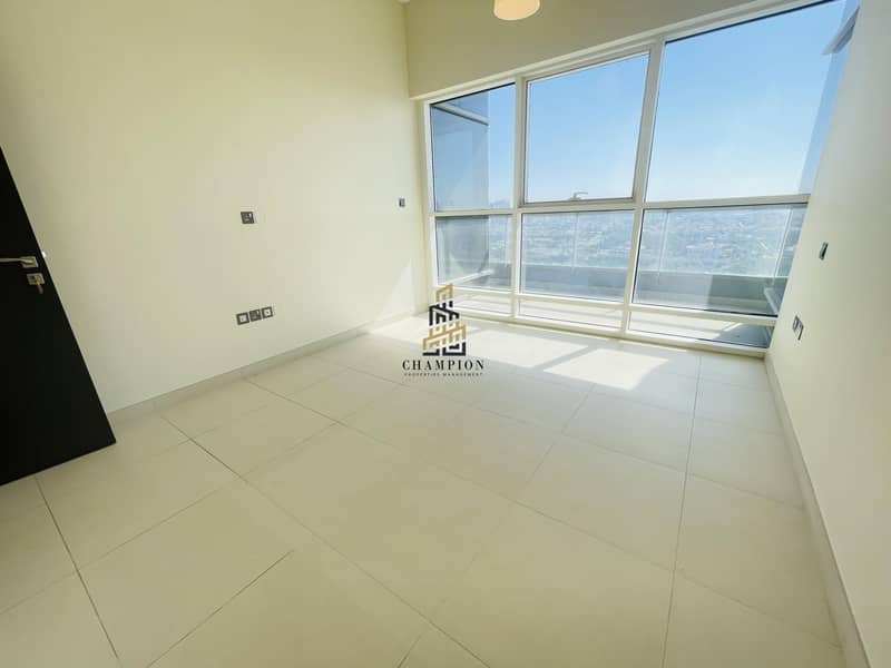 Sea View | Modern Quality | 1 BR | 4 Cheques | Parking