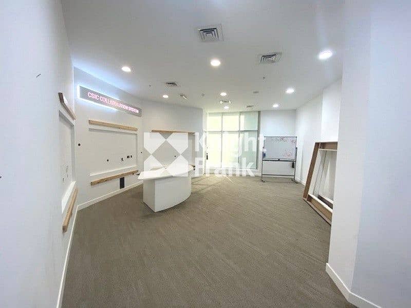 6 Exclusive | Full Floor | Free Zone | Roof Terrace