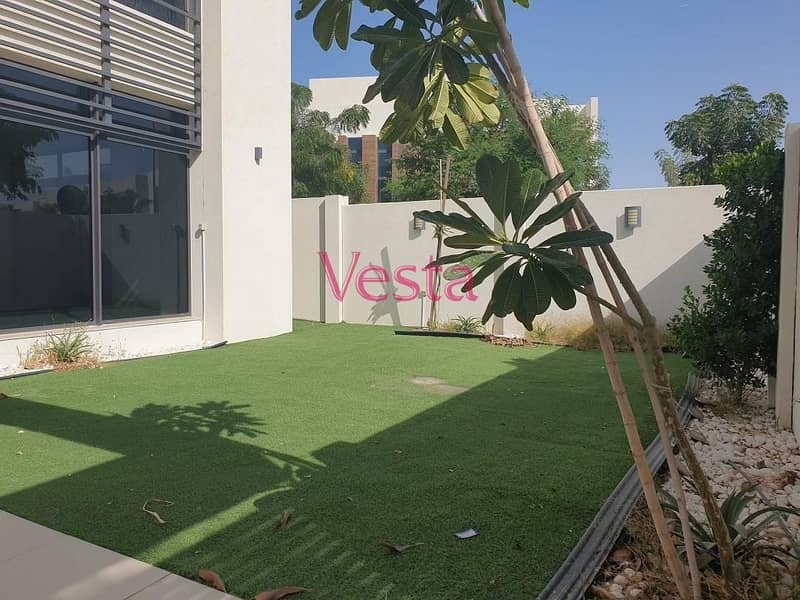 Corner villa, landscaped garden, parking,  nearby  Yas Mall, school with in compound