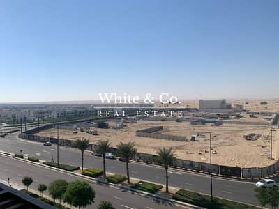 2 Bedroom Apartment for Sale in Town Square, Dubai - Upgraded Kitchen | Vacant Oct 2024