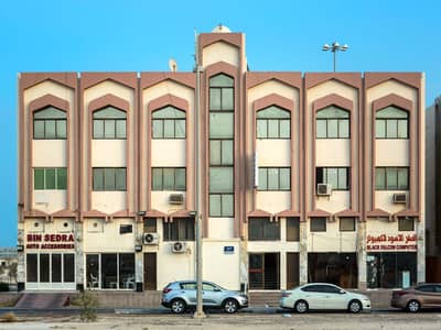 مبنى سكني  للبيع في الشهامة، أبوظبي - مبنى سكني في الشهامة 8100000 درهم - 5628836