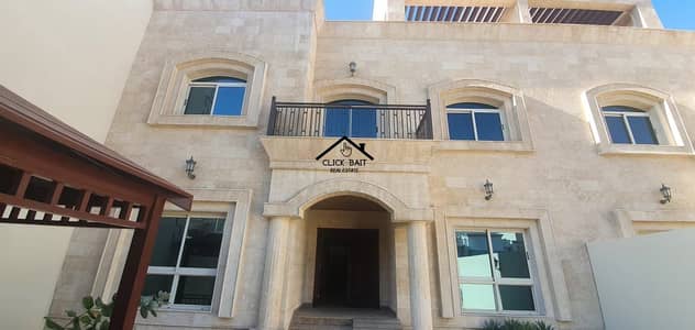 فیلا 6 غرف نوم للايجار في آل نهيان، أبوظبي - فیلا في آل نهيان 6 غرف 260000 درهم - 5645762