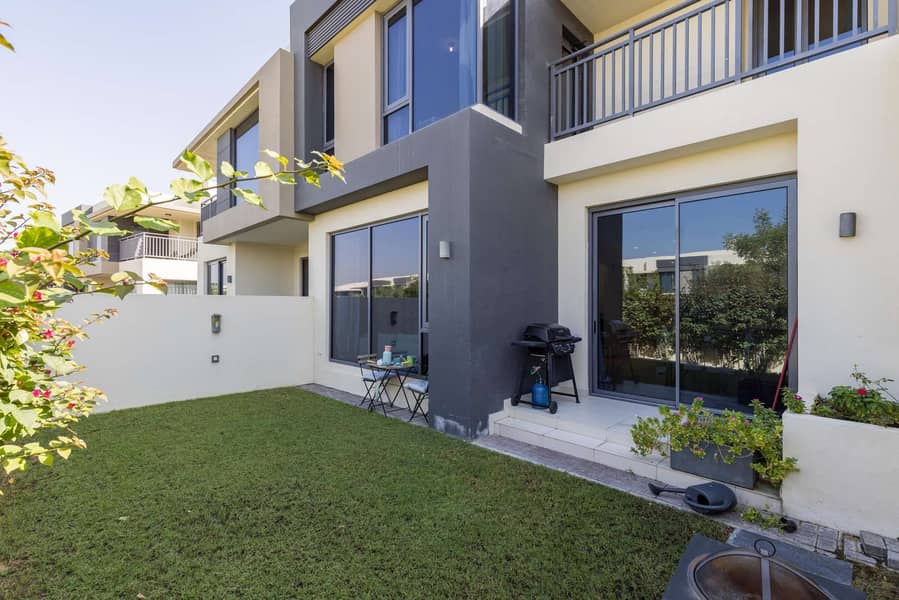 Beautiful Four-Bedroom Family Home in Maple at Dubai Hills Estate