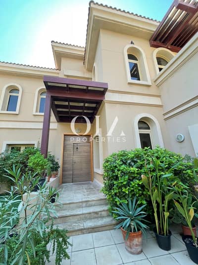 4 Bedroom Villa for Sale in Khalifa City A, Abu Dhabi - Unique Gardenia Villa | 4BR Villa  I Private Pool & Garden