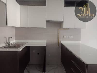 1BHK WITH WHITE GOODS READY TO MOVE IN