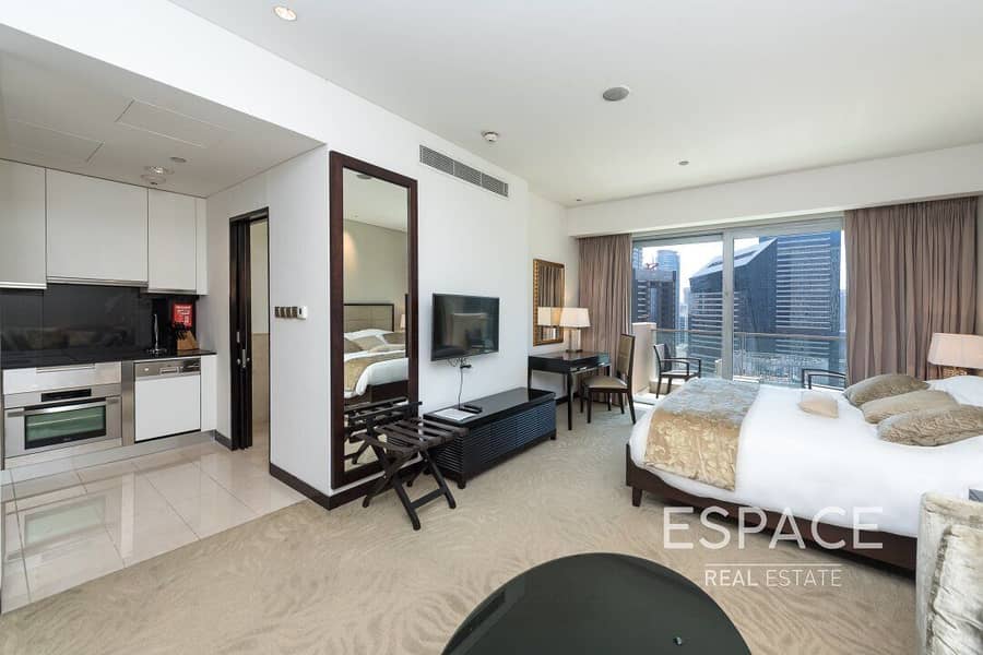 3 Cozy Furnished | Marina View | Available Now