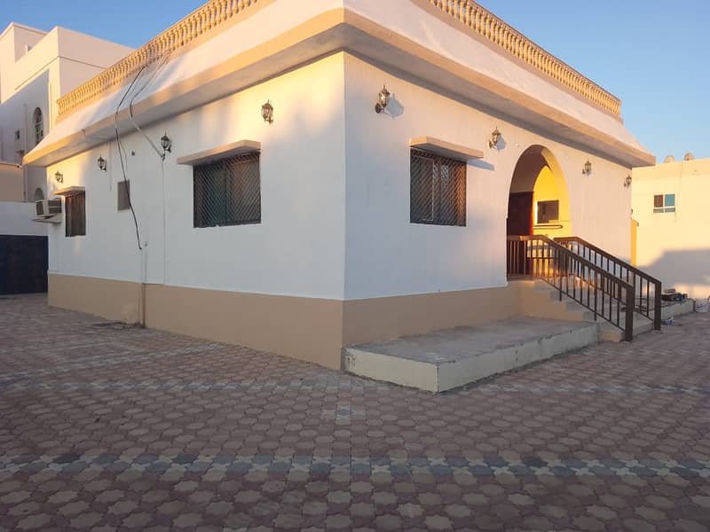 Villa for rent in Al Rawda 2 area in the Emirate of Ajman, a large area at an affordable price