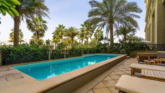 4 Bedroom Villa for Sale in Culture Village, Dubai - Exquisite Four-Bed Villa with Pool