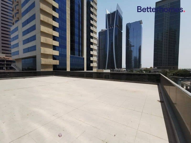 16 Unique|Largest 1 bed in JLT|Green Lakes S3