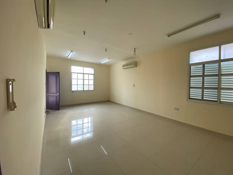 Квартира в Аль Шамха, 2 cпальни, 60000 AED - 5649808