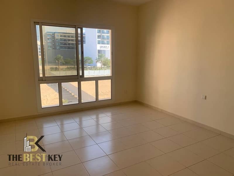 Huge 1 Bedroom for rent in JVC