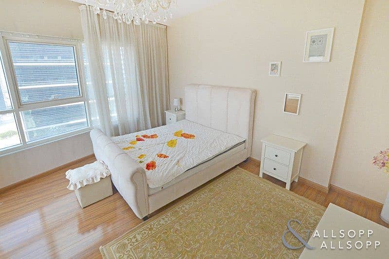 12 1 Bed | Fully Furnished | Available Feb