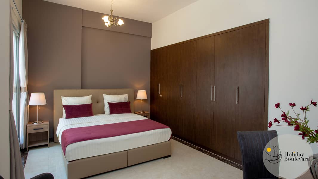 10 large king size bed