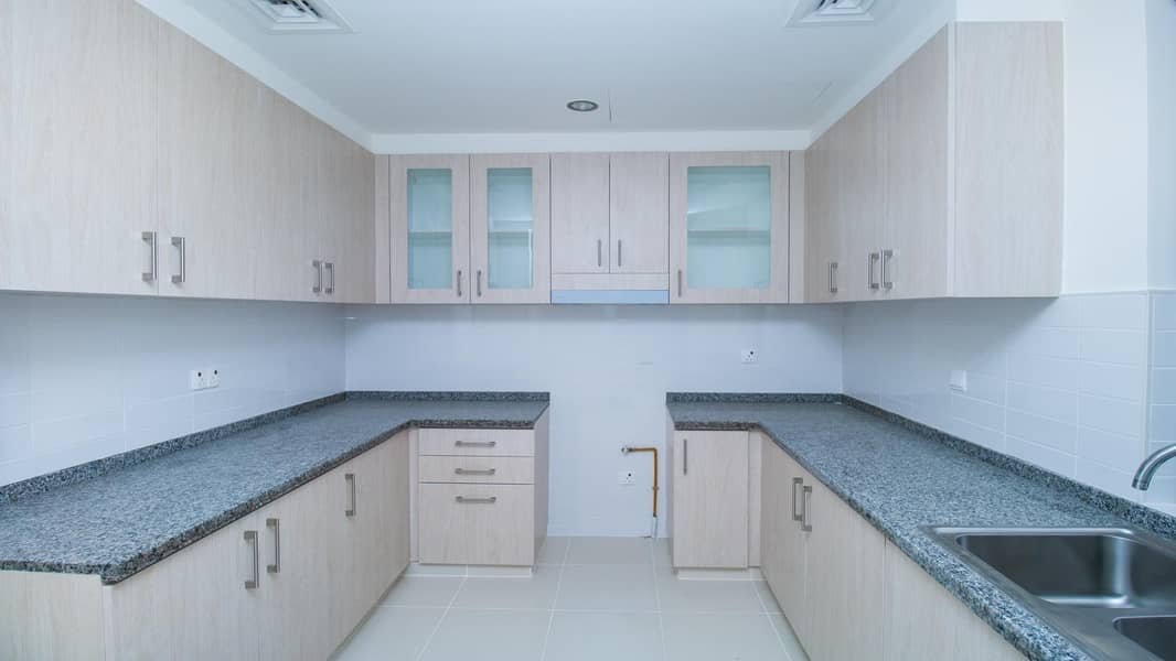 4 Spacious Family Home in Mira Oasis