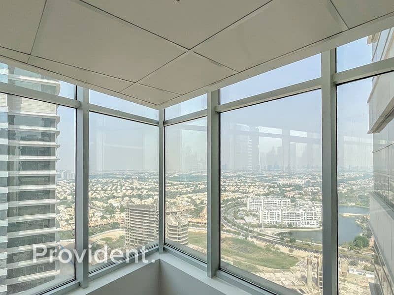 9 Fully Fitted | High Floor | Beautiful View