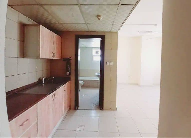 (( Family Offer )) Studio Saprat Kichan Full Washroom Central Ac Family New Building Maintenance Full Free At prime Location