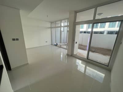 3 Bedroom Villa for Rent in DAMAC Hills 2 (Akoya by DAMAC), Dubai - Stunning 3BR Villa | Big Layout | Hot Deal!!