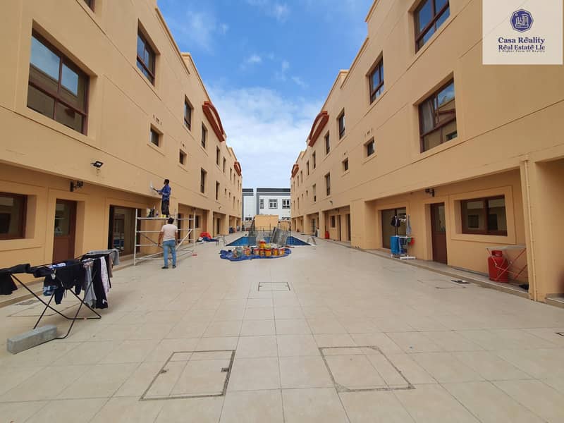 Spacious 5 BR villa Compound for rent in Mirdif