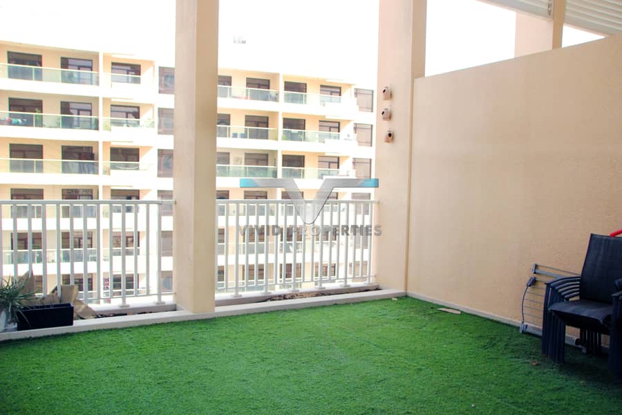 3 BHK PLUS MAIDS - UPGRADED - LARGE LAY OUT  - SPACIOUS BALCONY