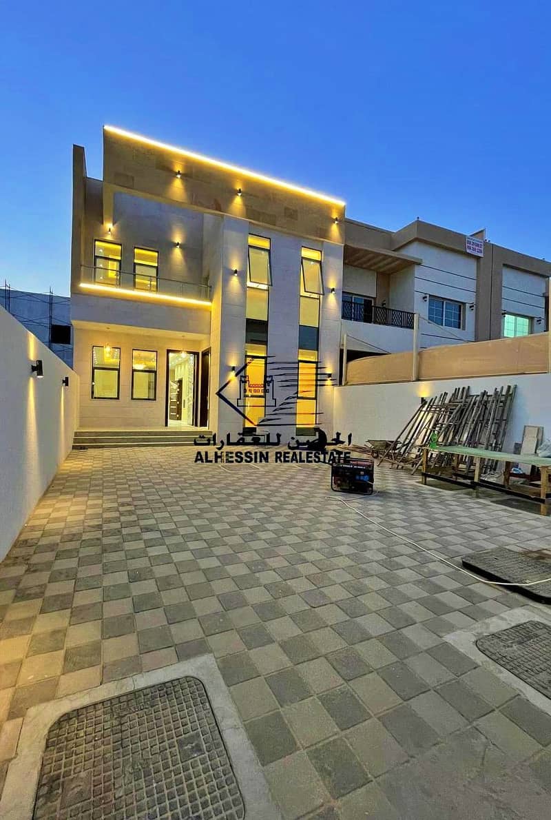Luxurious villa for sale in Ajman, freehold for all nationalities, for lovers of luxury, sophistication and modern construction with the finest finish